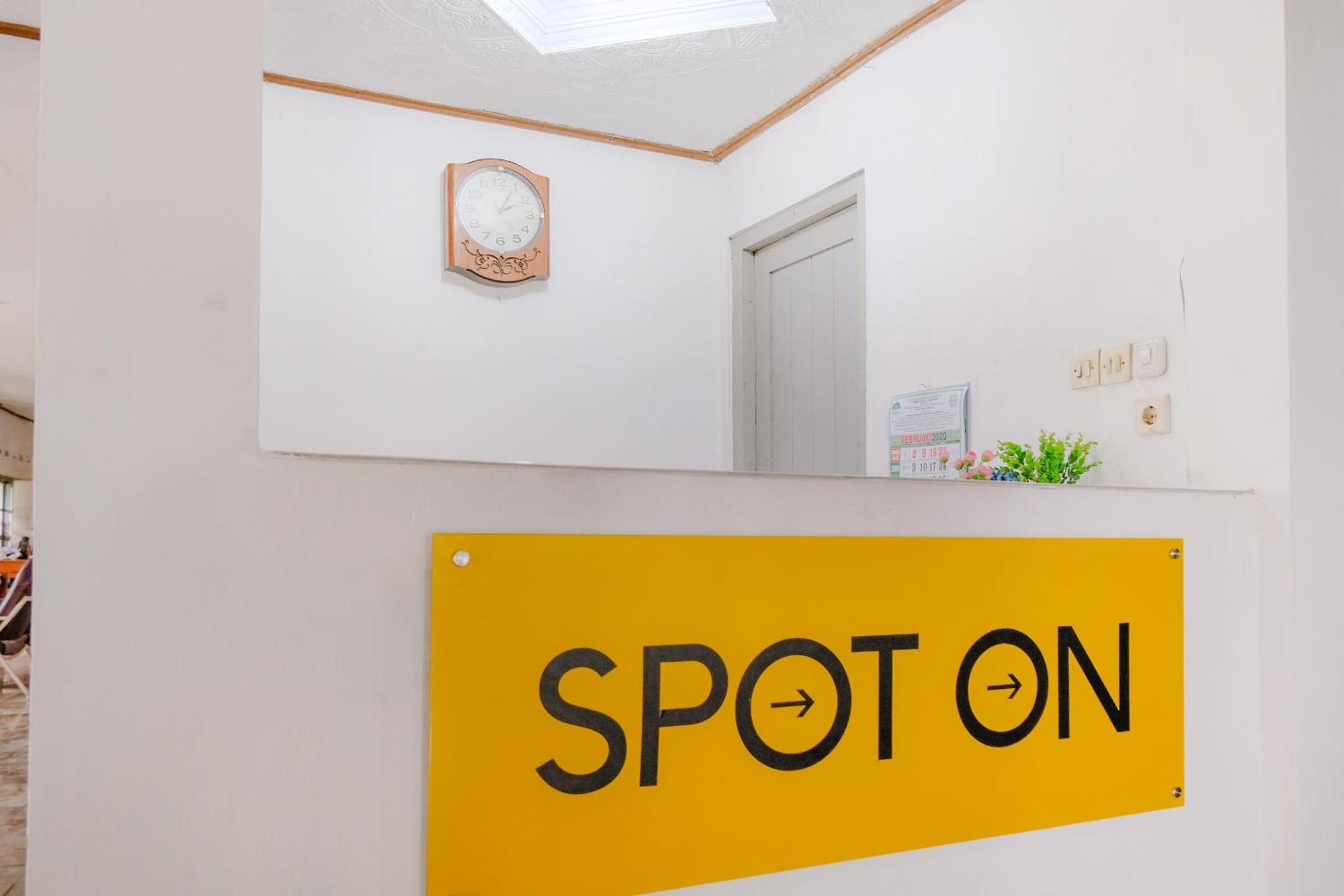 SPOT ON 2638 Hotel Raya Sarangan Bagian luar foto