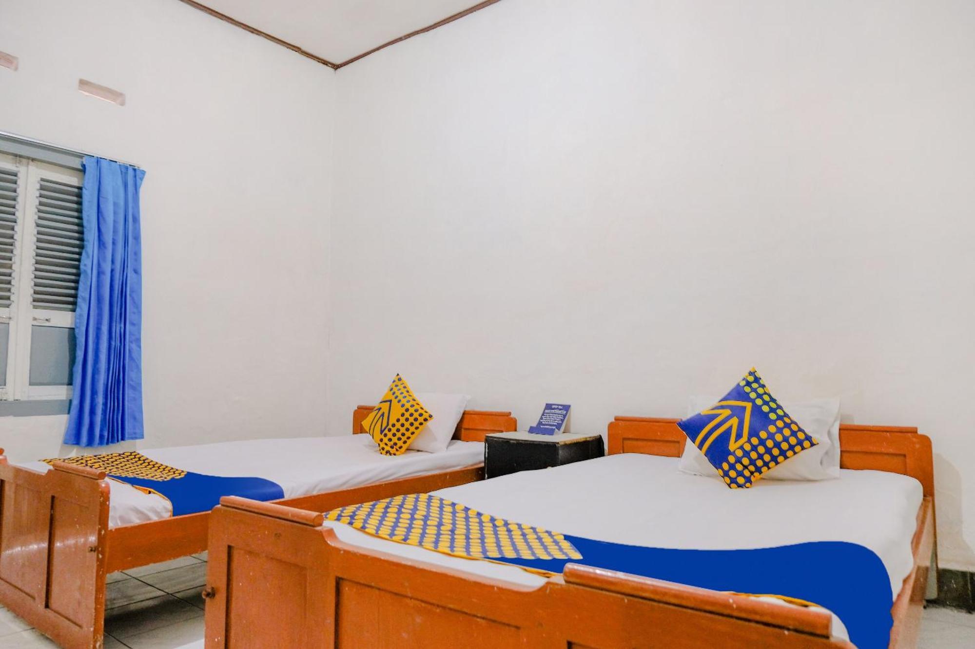 SPOT ON 2638 Hotel Raya Sarangan Bagian luar foto